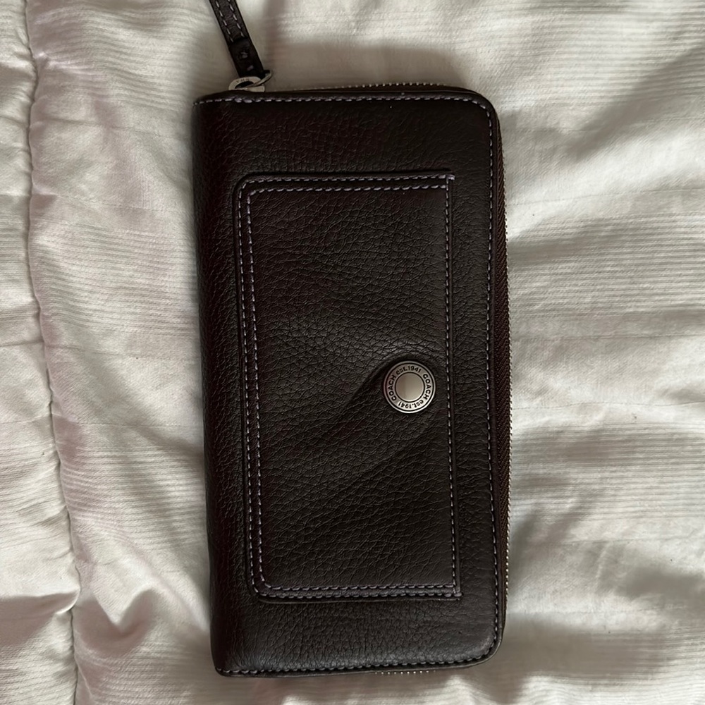 Zipper coach brown wallet